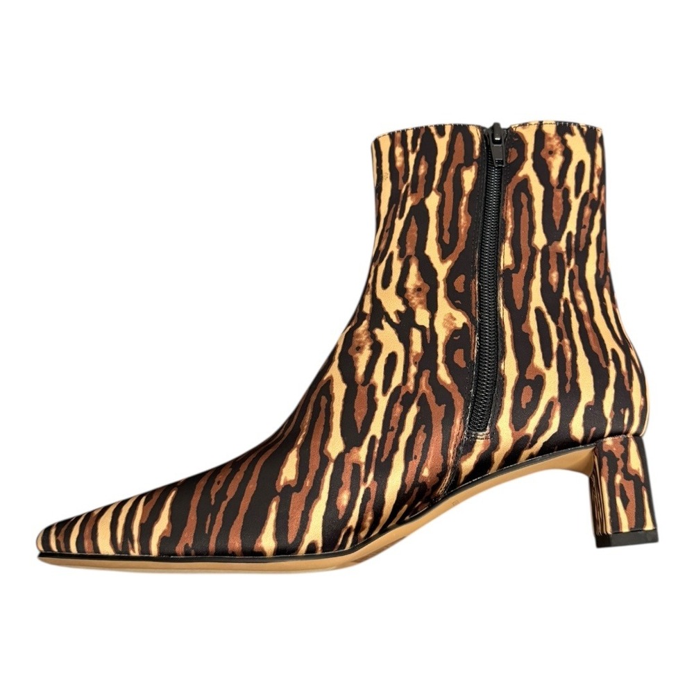 Katy Perry The Wanderering Bootie - Liger Satin Print 7.5 (NIB) - Picture 7 of 10